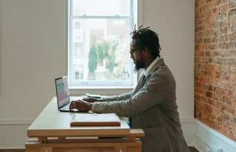 Travail à distance quels sont les contraintes et comment les surmonter